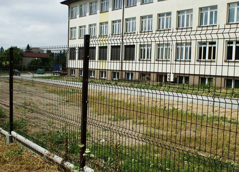 Triangle bending fences are of higher quality than ordinary fences