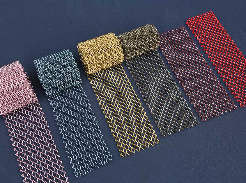 The metal mesh curtain is a new type of building decoration material
